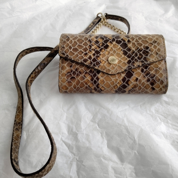 Michael kors python embossed crossbody - Picture 4 of 12